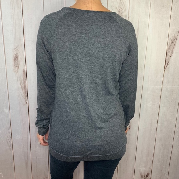 ✨LAST ONE!✨Charcoal long sleeve with button detail - Picture 8 of 8